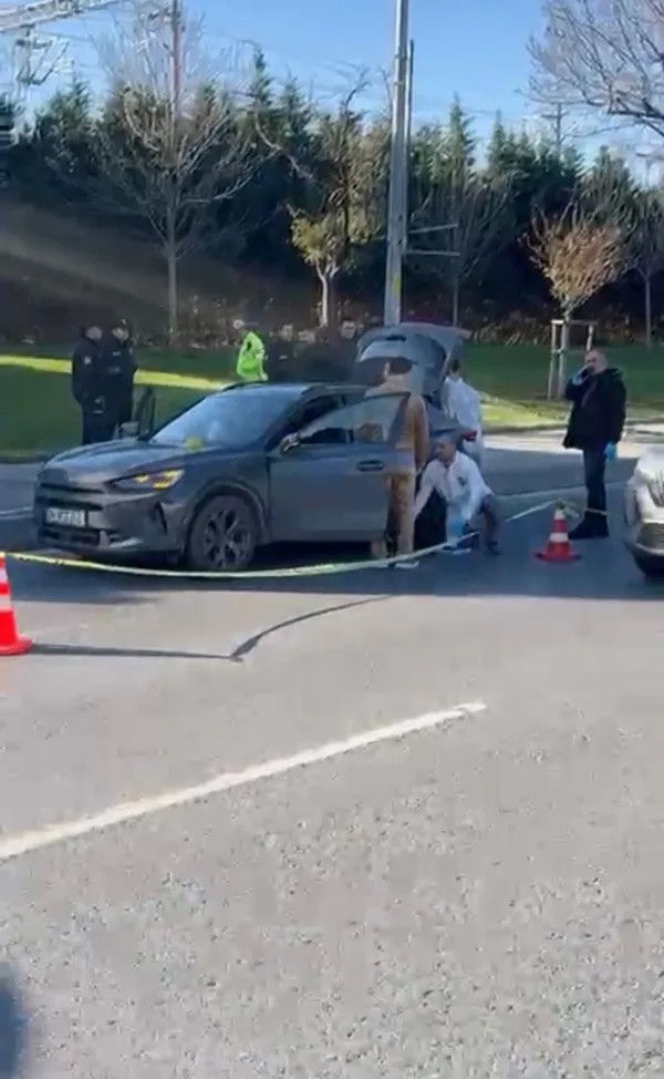 İstanbul'da kanlı infaz! Cansız bedeni araç içinde bulundu